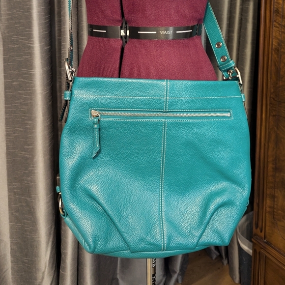 Leather Coach Crossbody Bag, F15064, EUC - Picture 4 of 7